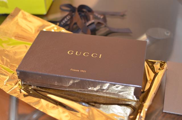 GUCCIの財布が、イタリアから到着。